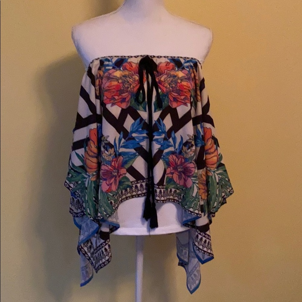 Crop top from buckle